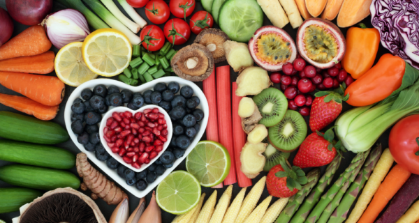 Desmistificando os Superalimentos do Momento: O Que Realmente Funciona para Sua Nutrição